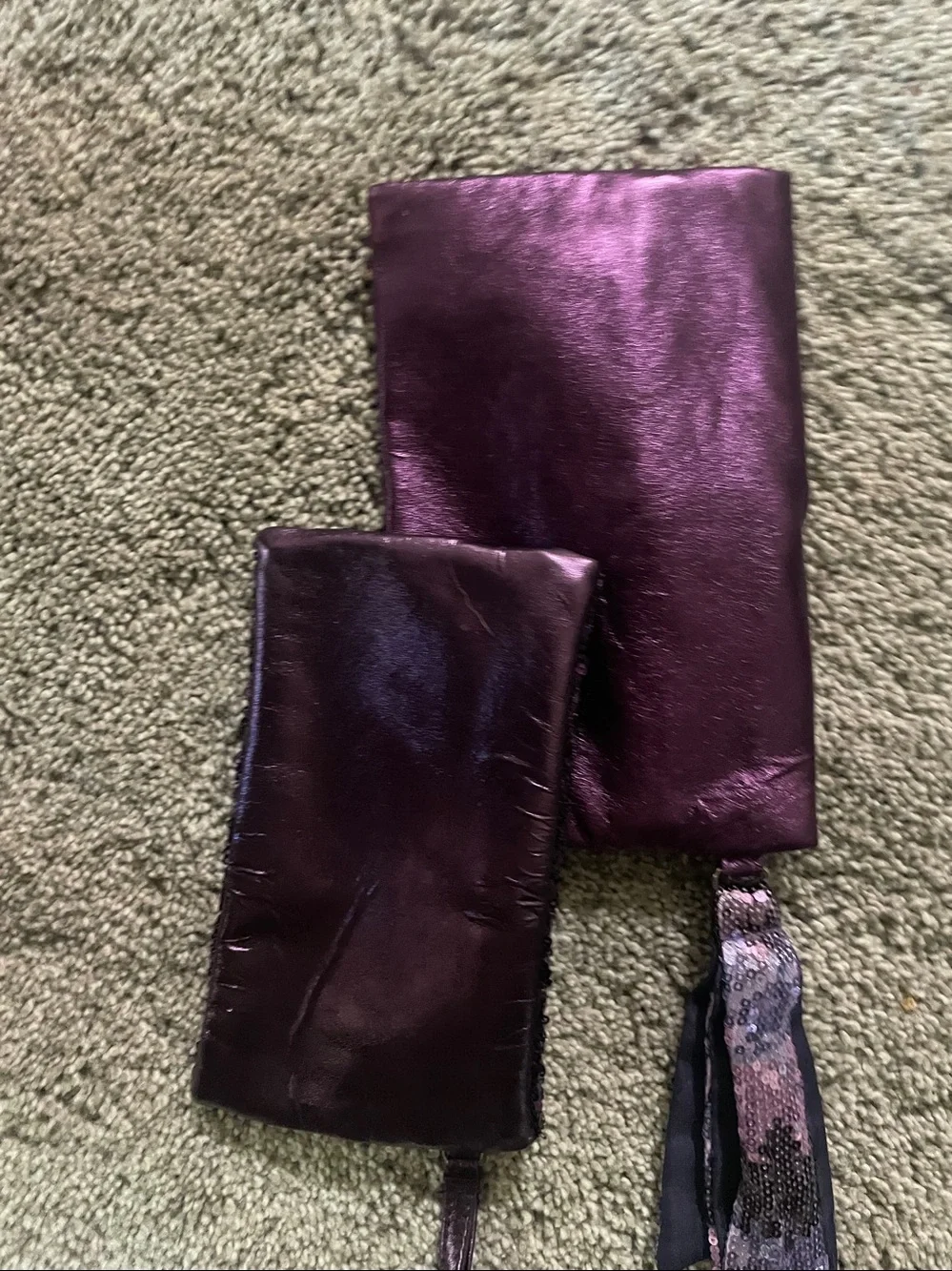Purple Sequin Wristlet Set - Stylish Evening Clutch